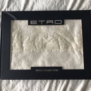 Etro luxury bedspread, NWOT, king/queen